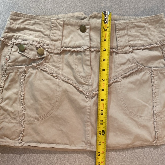 Nice Concept - beige mini skirt. Size M - Picture 8 of 8